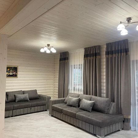 Villa Затишна De Luxe Mikulicsin Kültér fotó